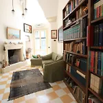 فندق مبيت وإفطار Palazzo Rollo 4*