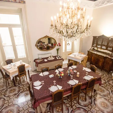 Palazzo Rollo Lecce
