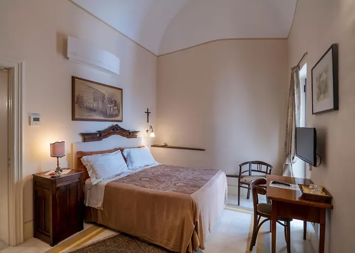 Palazzo Rollo לינה וארוחת בוקר 4*