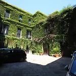 Palazzo Rollo Frühstückspension 4*