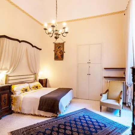 Palazzo Rollo 4*