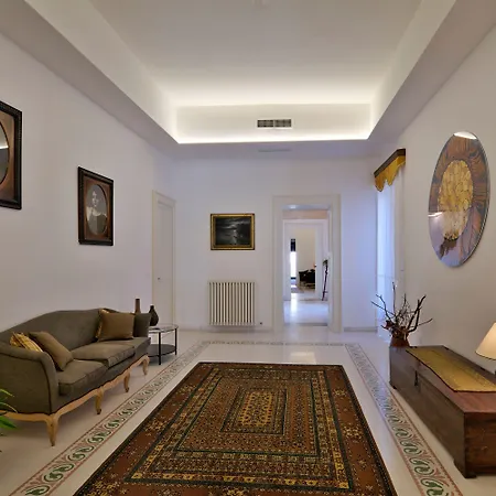 Palazzo Rollo Bed and breakfast