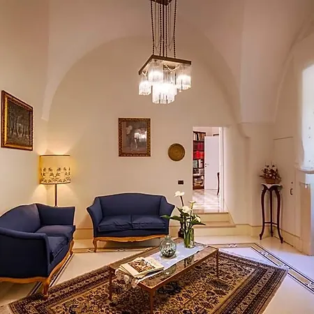 Palazzo Rollo Oda ve Kahvaltı Lecce