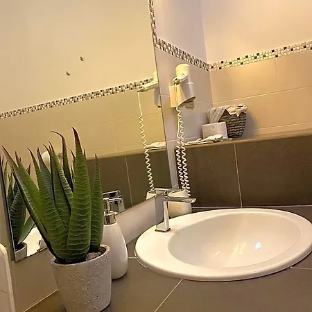 Palazzo Rollo Bed & Breakfast 4*