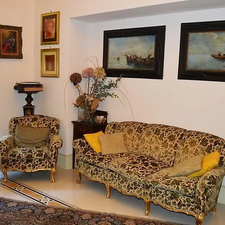 Palazzo Rollo Lecce
