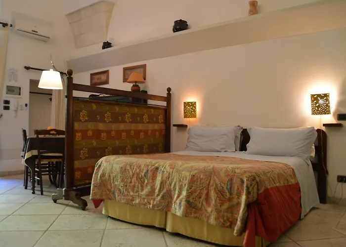 לינה וארוחת בוקר Palazzo Rollo לצ'ה