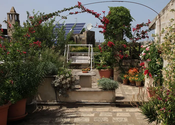 Palazzo Rollo לינה וארוחת בוקר 4*