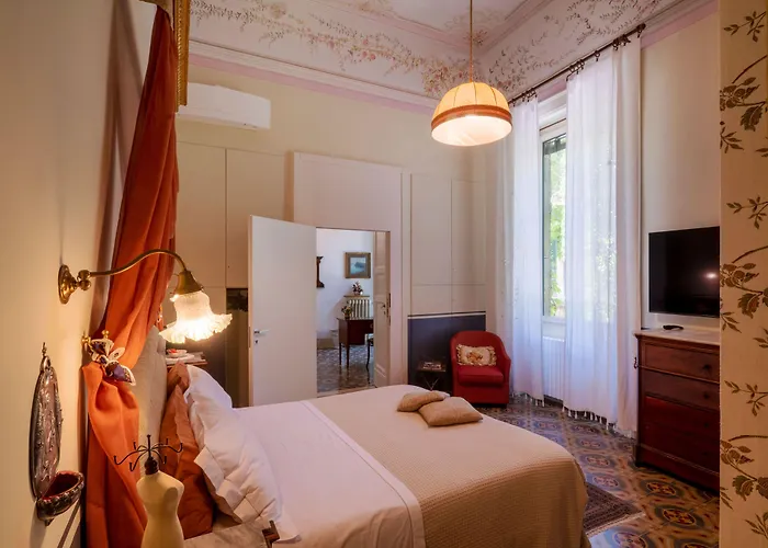 Palazzo Rollo לינה וארוחת בוקר 4*