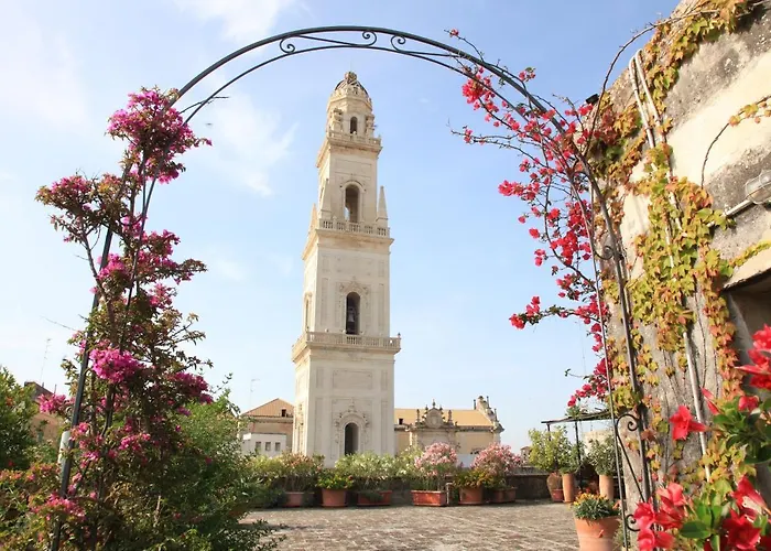 לינה וארוחת בוקר Palazzo Rollo 4*